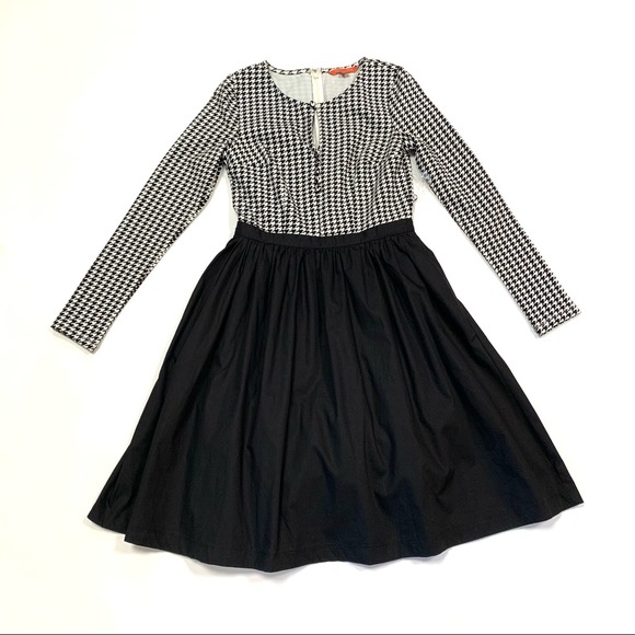 SOLD NWT Modcloth Twice as Timeless Black White Houndstooth Fit & Flare Dress - Picture 4 of 12